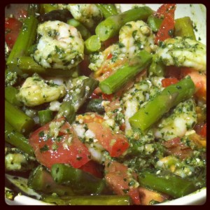 Shrimp with Pesto, Asparagus and Fresh Tomatoes