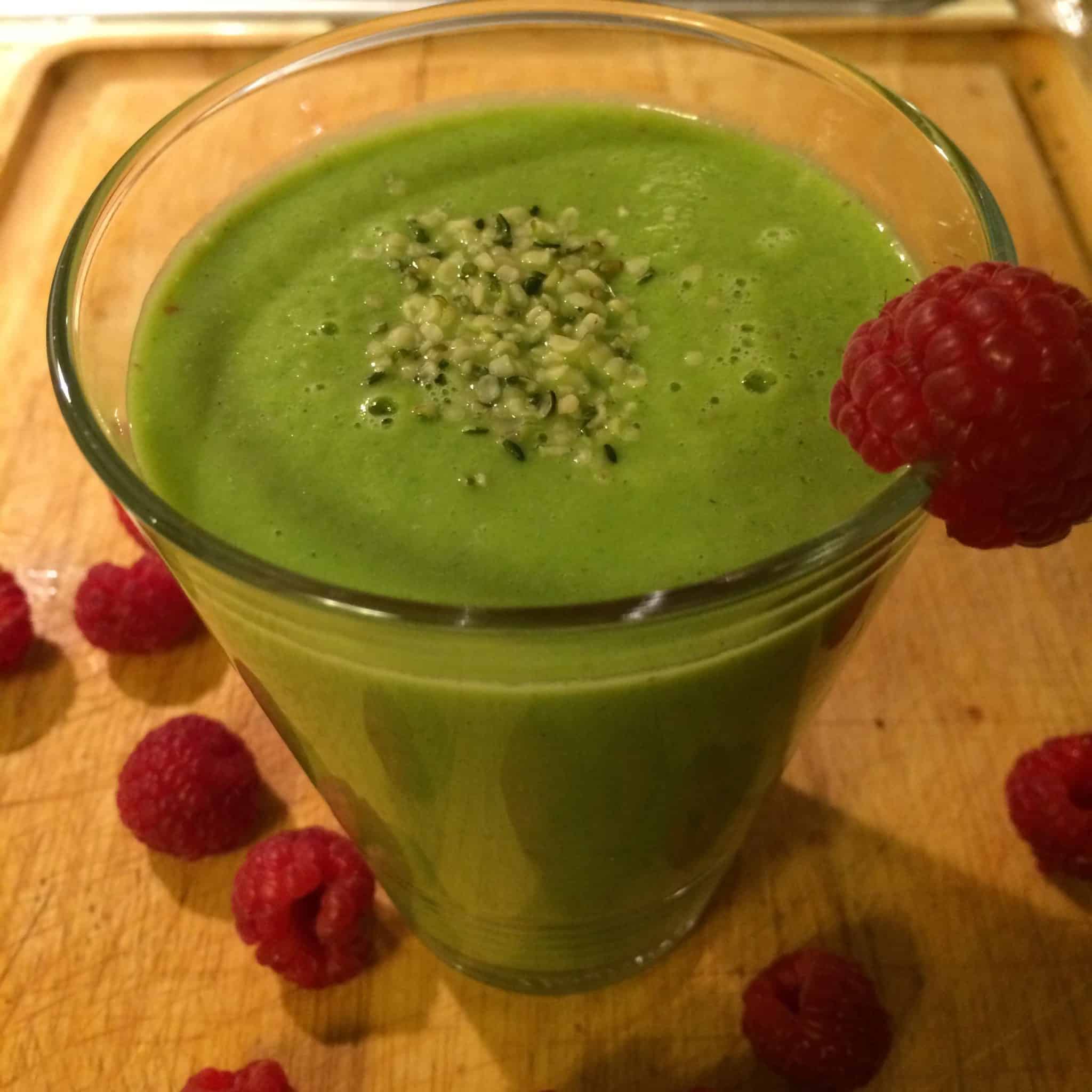 Pear Crisp Green Smoothie (detox and weight loss recipe)